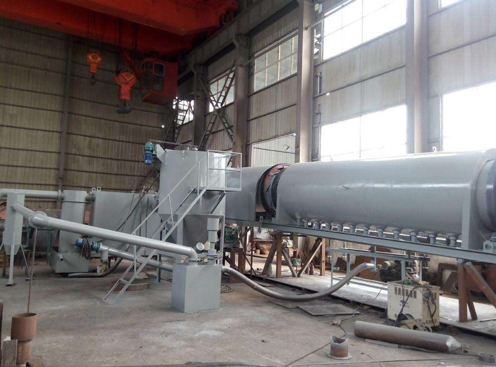 連續(xù)式污泥炭化爐生產(chǎn)過程，污泥熱解滾筒炭化爐設備成品率高